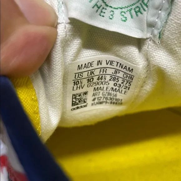 Adidas White Sneakers with Blue and Red Accents - Picture 10 of 10